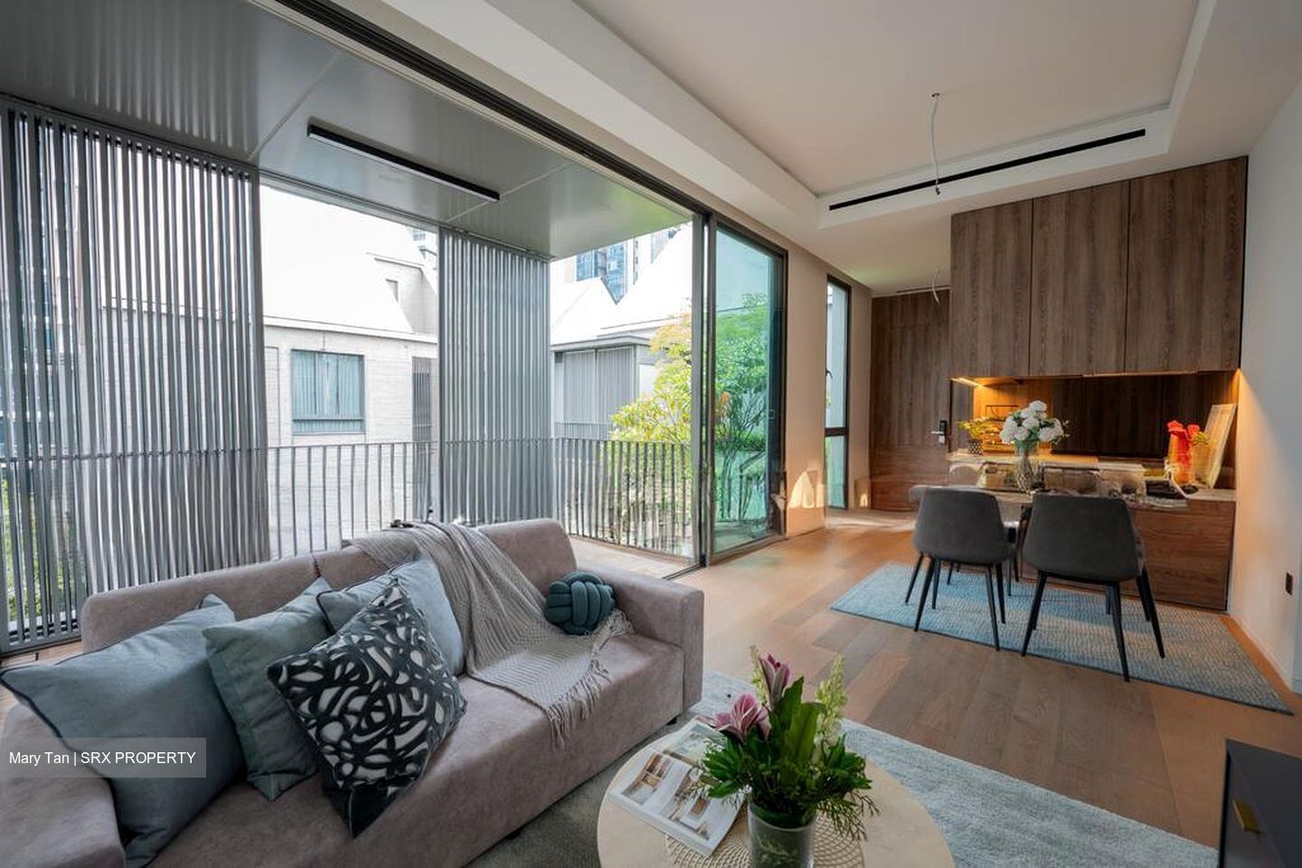 10 Evelyn (D11), Apartment #522367181